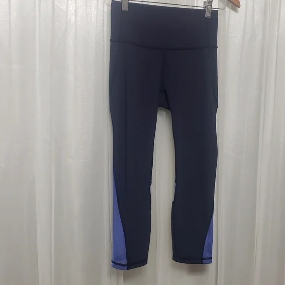 Lululemon Sz 4 Mix & Mesh 21" Leggings in Midnight - Picture 6 of 16